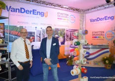 Peter du Crocq (Van der Eng) en Mark Ruigrok (Etiketten Drukkerij Nederland) deelden een stand.